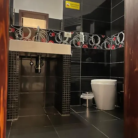 Select Center Apartment