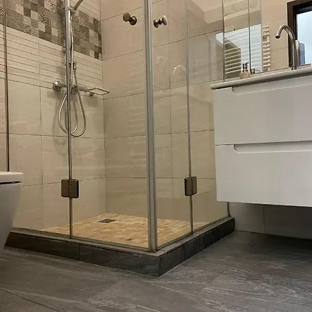 Apartment Select Center *