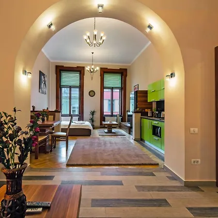 Apartment Select Center *