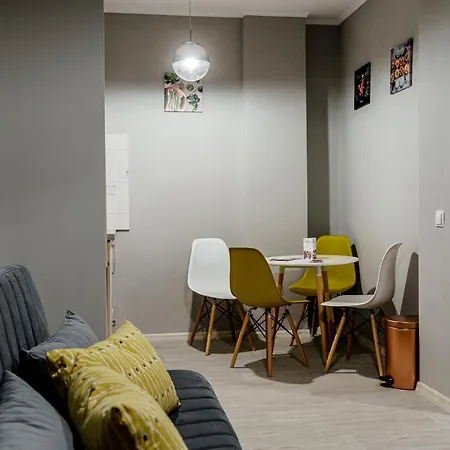 Select Center Apartment